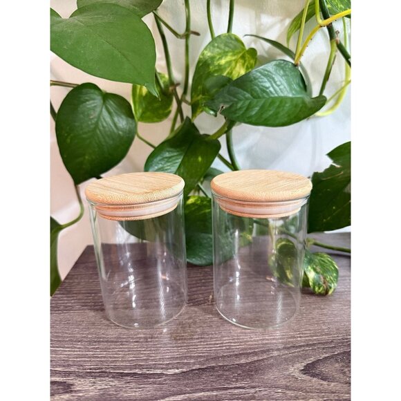 Two wooden sealed jars - Picture 1 of 6